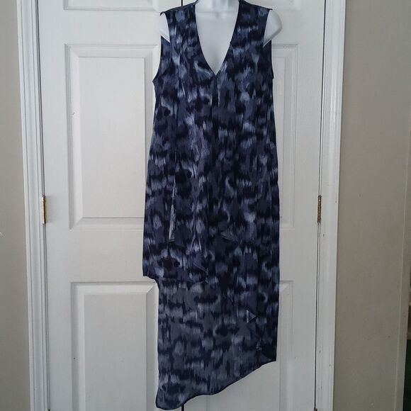 BCBGMaxAzria handkerchief high low sleeveless dress  Sz M  NWOT - Picture 1 of 8